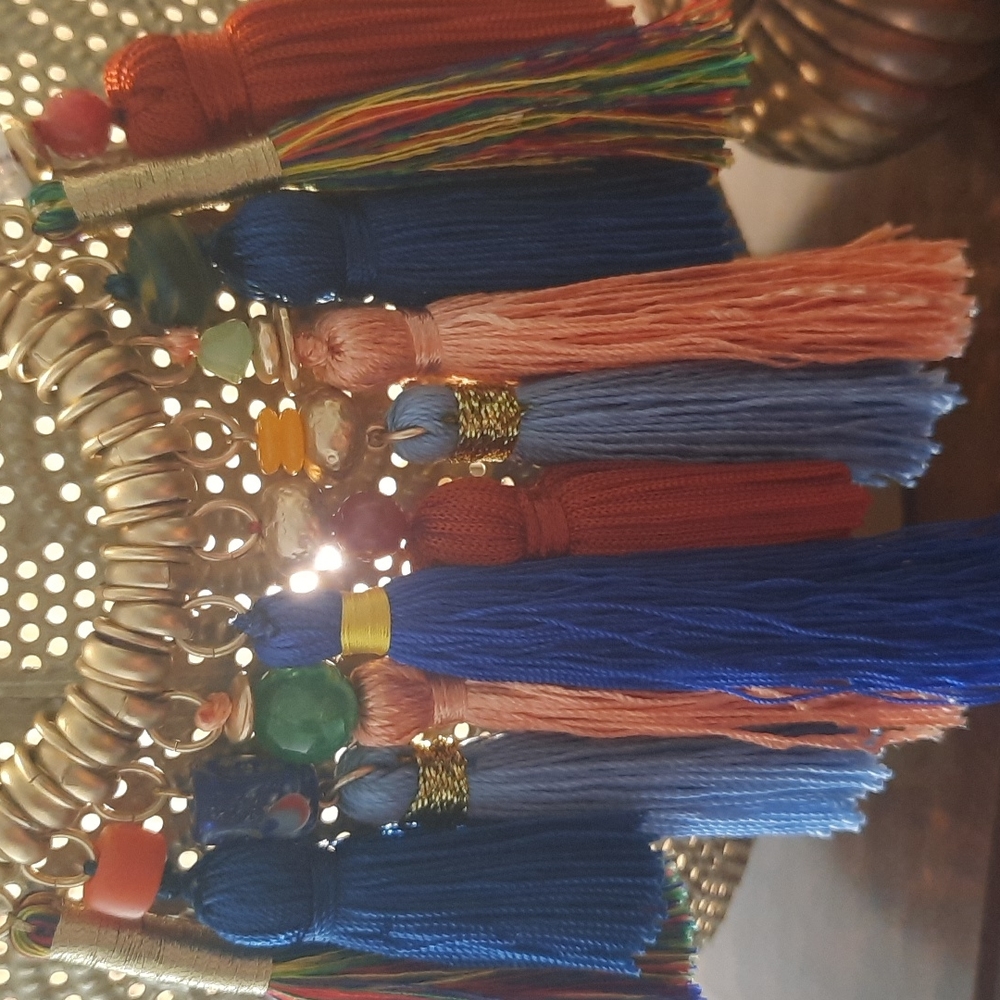 ✨️Tassel Bib Necklace✨️ - Picture 2 of 2